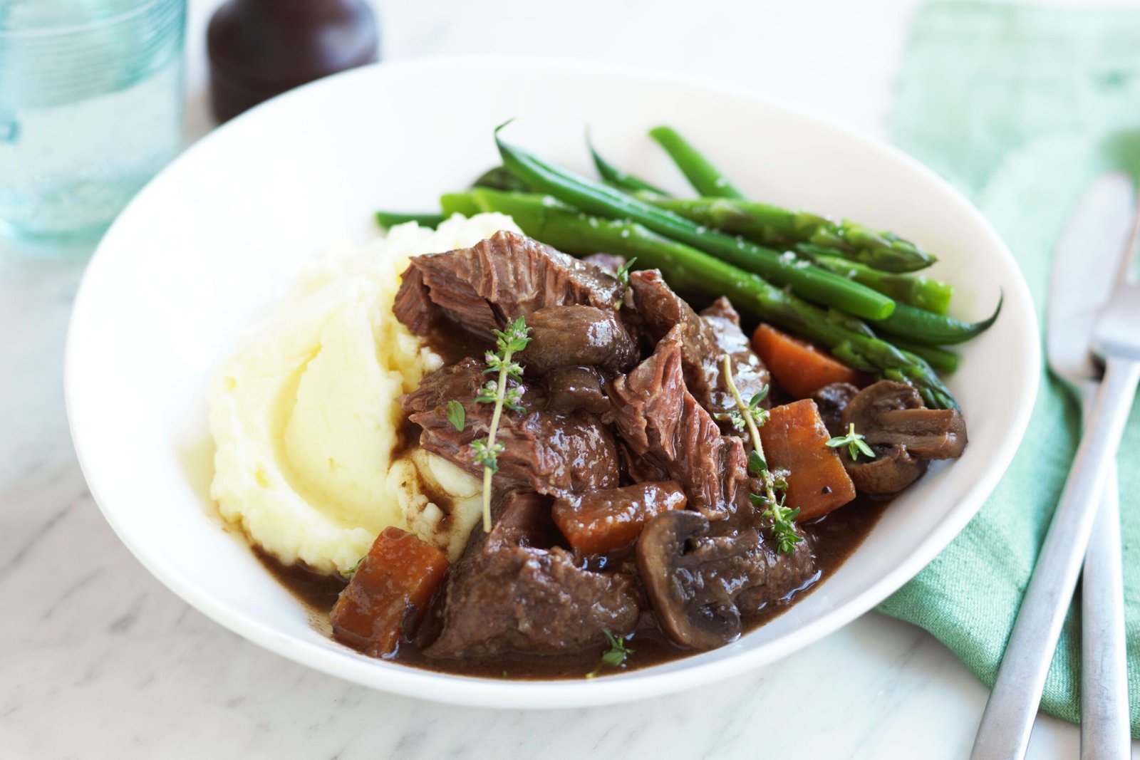 The Ultimate Guide to Cooking Beef Cheeks in a Slow Cooker