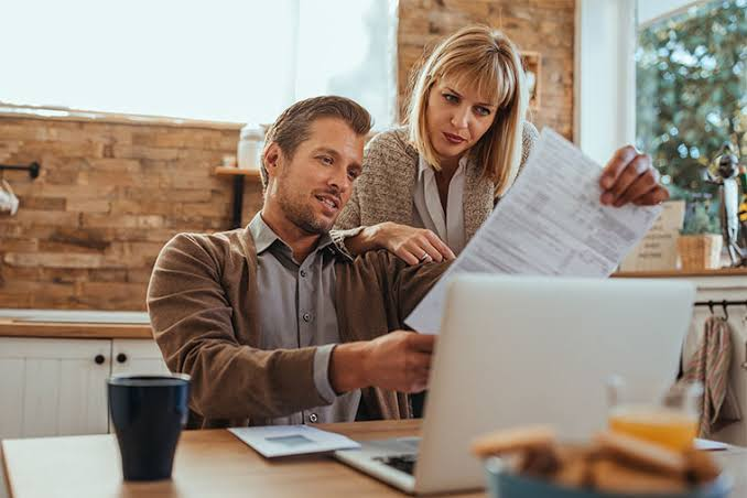 5 Ways Tax Accountants Help Maximize Year End Deductions